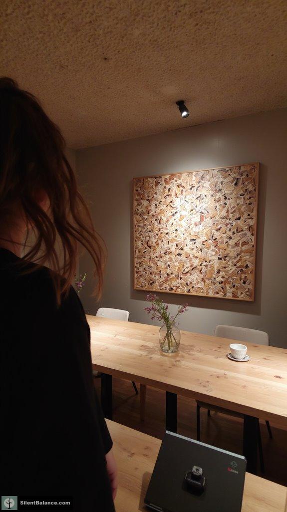 minimalist wood trends sustainability